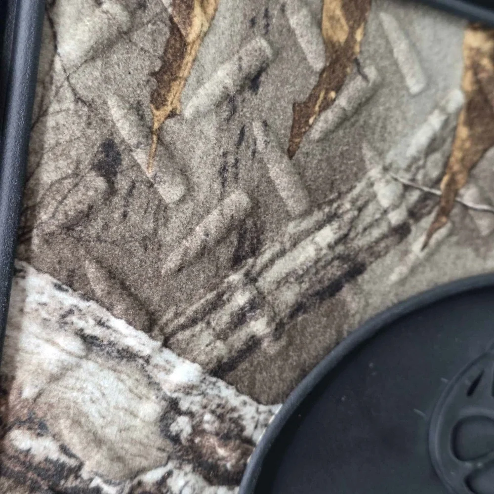 Realtree Outfitters Utility Camo Floor Mats Set of 2 Universal Fit Car Track Mat